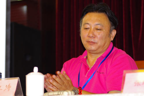 为精彩演讲鼓掌